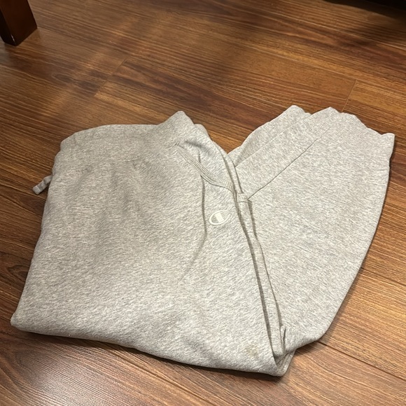 Champion sweatpants - Picture 2 of 4